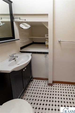 227 W 5th, Mankato, MN 56001