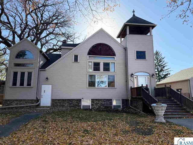 227 W 5th, Mankato, MN 56001