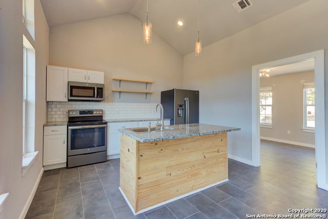 316 Cloud Top, Canyon Lake, TX 78133