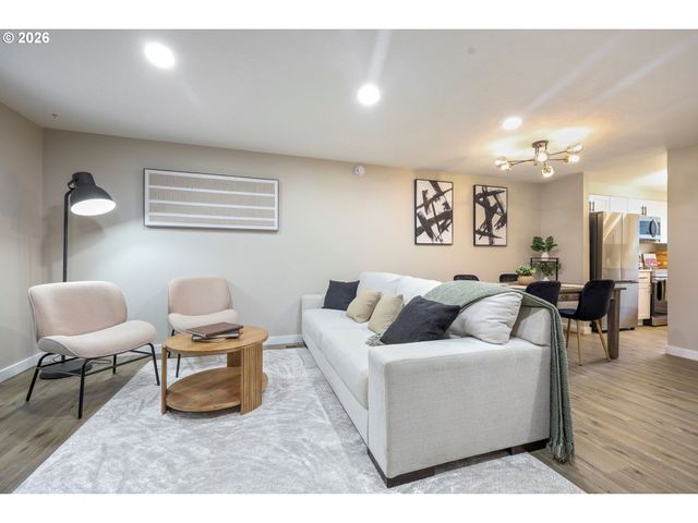 4921 Sw 59TH Ave 3, Portland, OR 97221