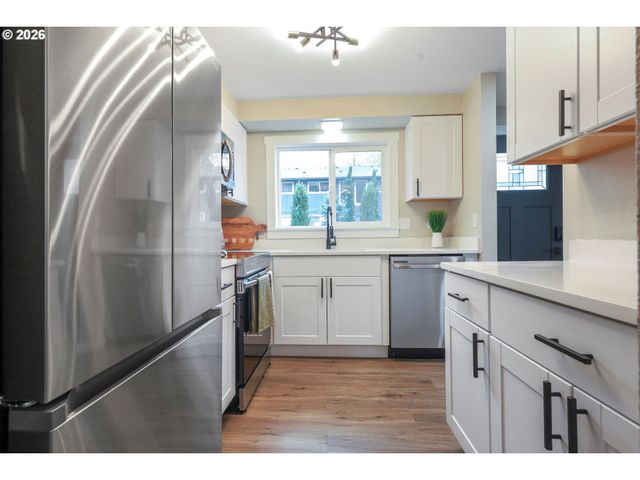 4921 Sw 59TH Ave 3, Portland, OR 97221