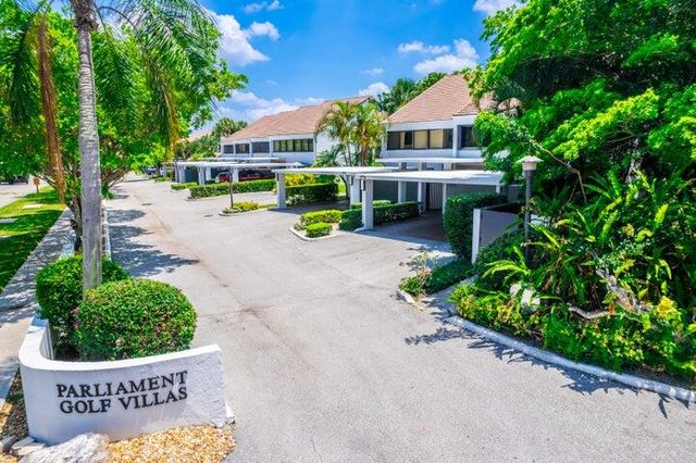 2517 Presidential Way B, West Palm Beach, FL 33401