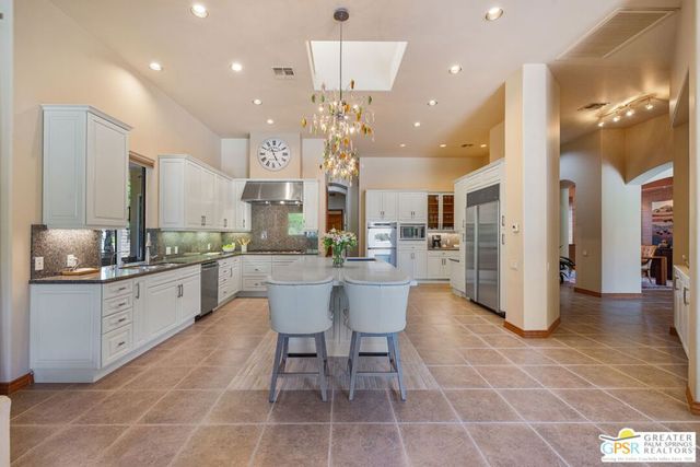 2 Mozart Lane, Rancho Mirage, CA 92270