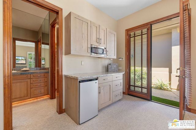 2 Mozart Lane, Rancho Mirage, CA 92270