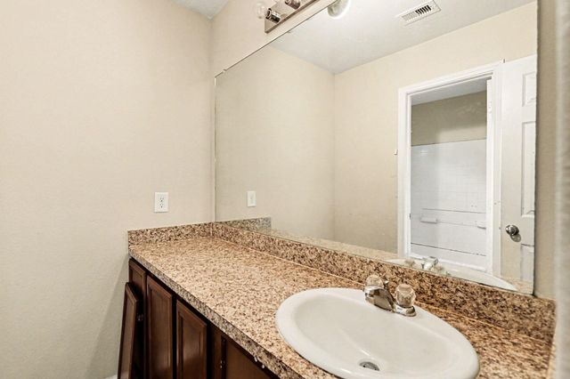 834 Darbydale Crossing Lane, Houston, TX 77090