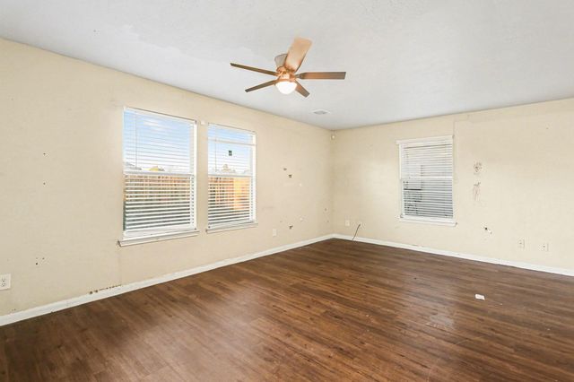 834 Darbydale Crossing Lane, Houston, TX 77090