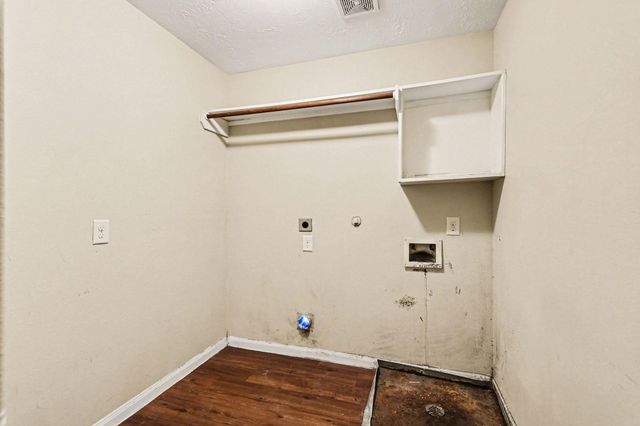 834 Darbydale Crossing Lane, Houston, TX 77090