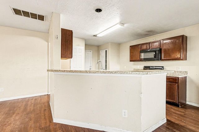 834 Darbydale Crossing Lane, Houston, TX 77090