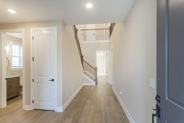 5945 Hunt Valley Dr, Spring Hill, TN 37174