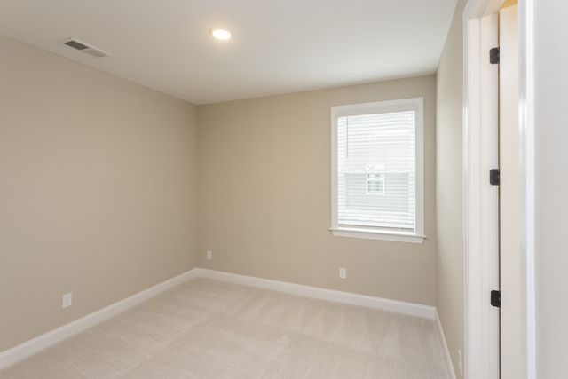 5945 Hunt Valley Dr, Spring Hill, TN 37174