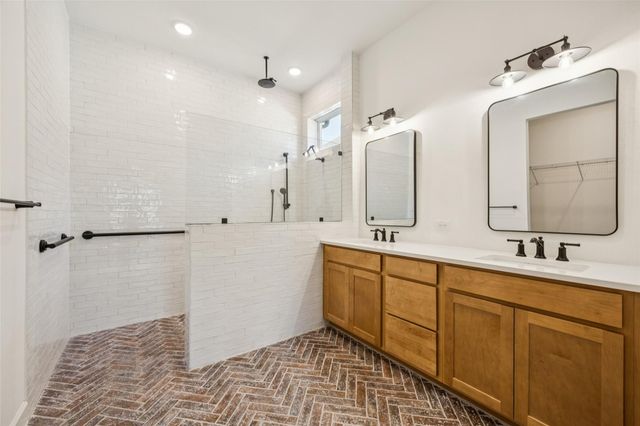 15611 Red Panda Road, Conroe, TX 77302