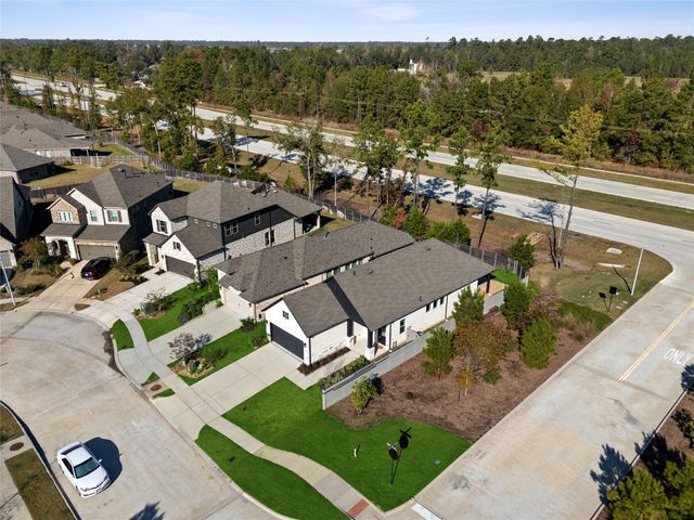 15611 Red Panda Road, Conroe, TX 77302