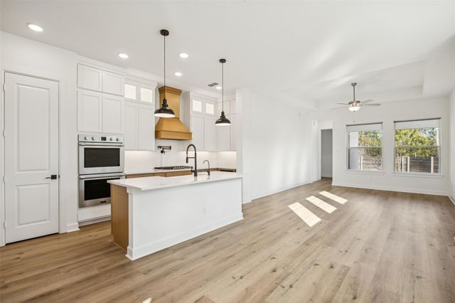 15611 Red Panda Road, Conroe, TX 77302
