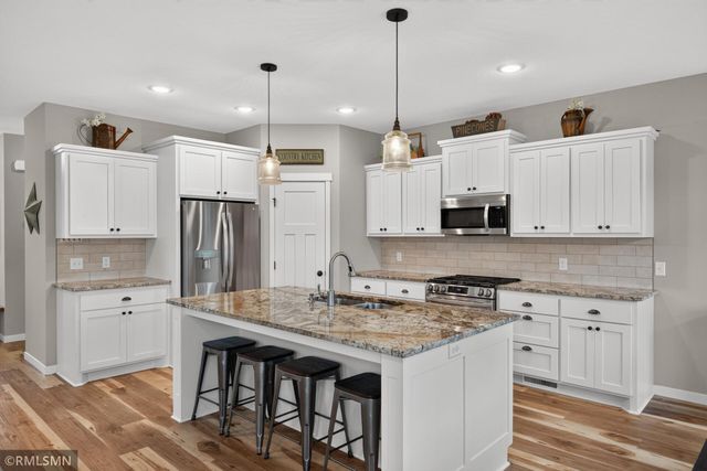 41 144th Lane NW, Andover, MN 55304