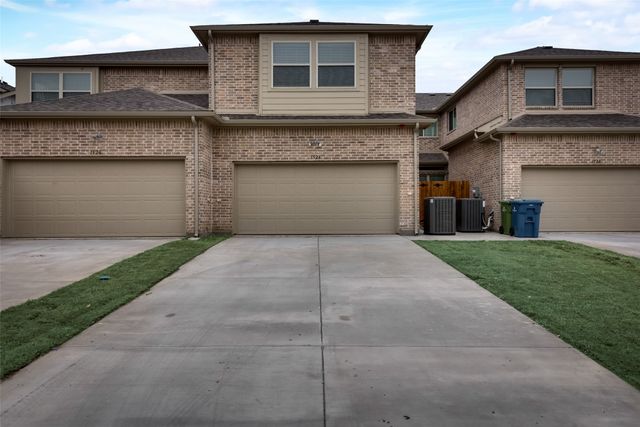 1524 Joy Drive, Carrollton, TX 75007