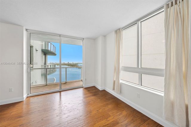 1900 N Bayshore Dr 3503, Miami, FL 33132