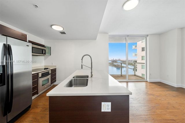1900 N Bayshore Dr 3503, Miami, FL 33132