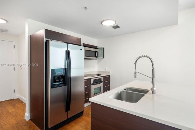 1900 N Bayshore Dr 3503, Miami, FL 33132