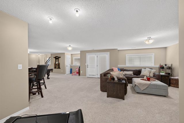 13219 E Glen Creek Ct, Wichita, KS 67230