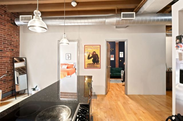 111 Beach St 3B, Boston, MA 02111
