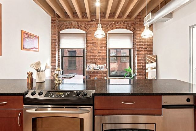 111 Beach St 3B, Boston, MA 02111