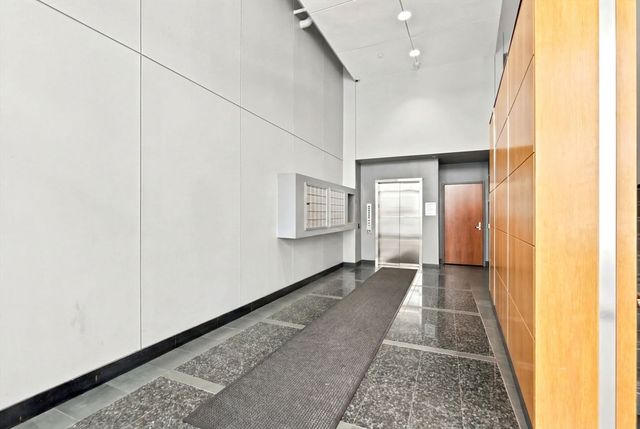 111 Beach St 3B, Boston, MA 02111