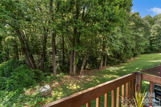 228 14th Avenue SE Apt B, Hickory, NC 28602