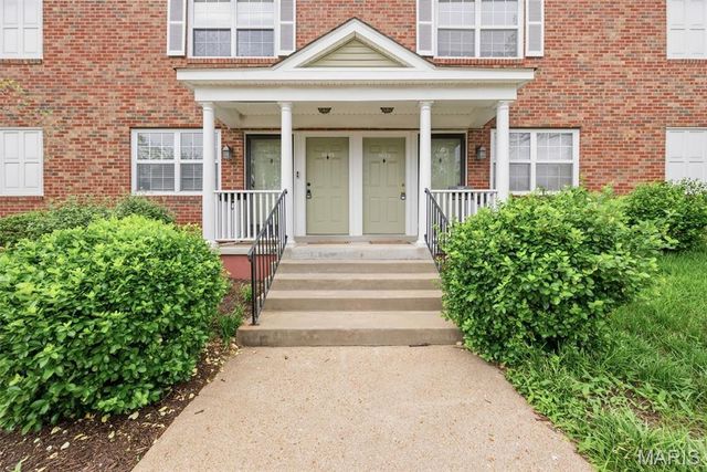 1603 Thrush Terrace, Brentwood, MO 63144