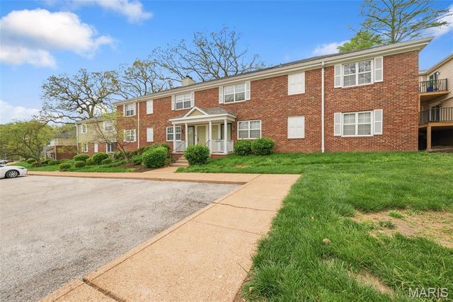 1603 Thrush Terrace, Brentwood, MO 63144