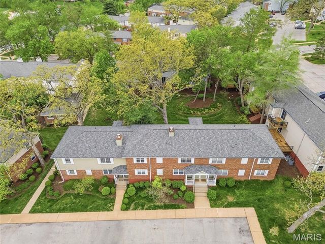 1603 Thrush Terrace, Brentwood, MO 63144