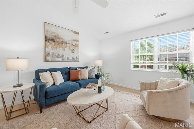 1603 Thrush Terrace, Brentwood, MO 63144