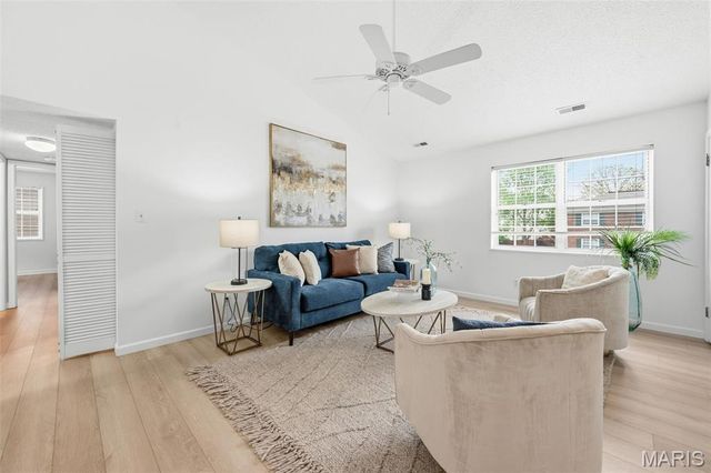 1603 Thrush Terrace, Brentwood, MO 63144