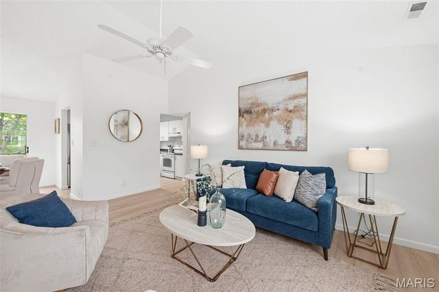 1603 Thrush Terrace, Brentwood, MO 63144