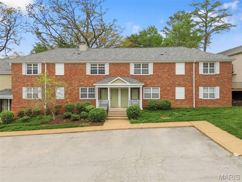 1603 Thrush Terrace, Brentwood, MO 63144
