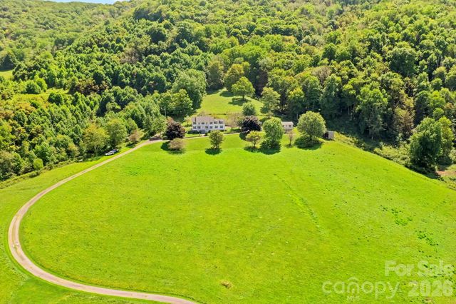 840 Ed Williams Road, Zionville, NC 28698