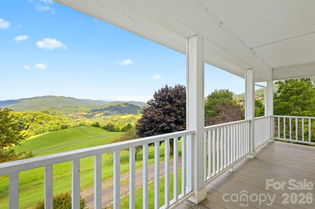 840 Ed Williams Road, Zionville, NC 28698