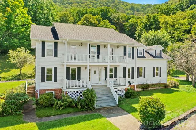 840 Ed Williams Road, Zionville, NC 28698