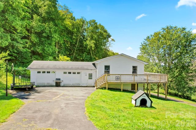 840 Ed Williams Road, Zionville, NC 28698