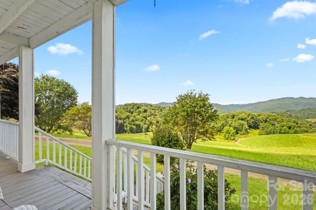 840 Ed Williams Road, Zionville, NC 28698
