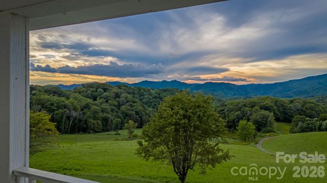 840 Ed Williams Road, Zionville, NC 28698