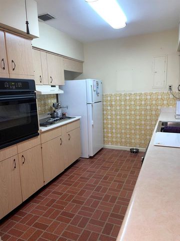 701 Westwind Drive, North Palm Beach, FL 33408
