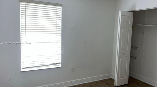575 W 69th Street 208, Hialeah, FL 33014