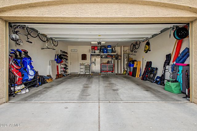 7629 W FETLOCK Trail, Peoria, AZ 85383