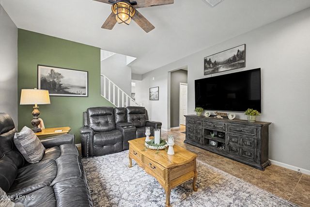 7629 W FETLOCK Trail, Peoria, AZ 85383