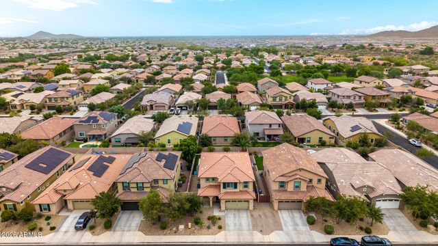 7629 W FETLOCK Trail, Peoria, AZ 85383