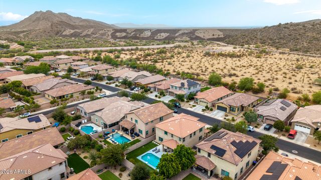 7629 W FETLOCK Trail, Peoria, AZ 85383