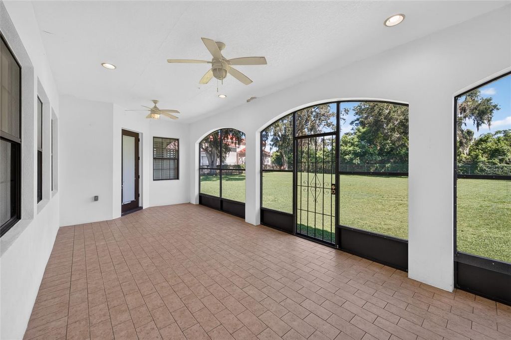 Image 44 of property listing at 301 PRUETT ROAD, Seffner, FL 33584