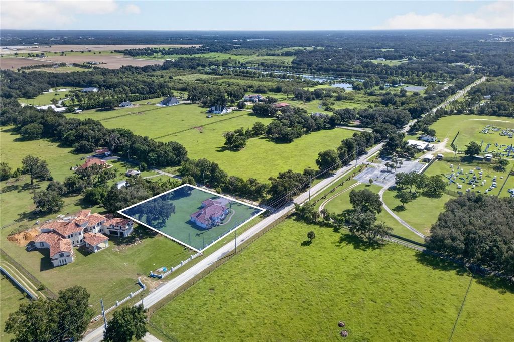 Image 55 of property listing at 301 PRUETT ROAD, Seffner, FL 33584