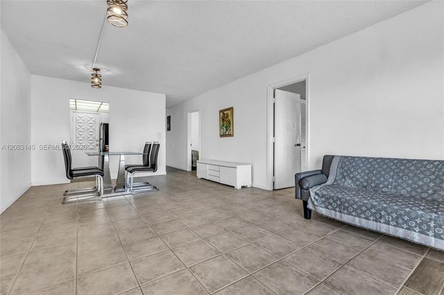 200 S Birch Road 1015, Fort Lauderdale, FL 33316