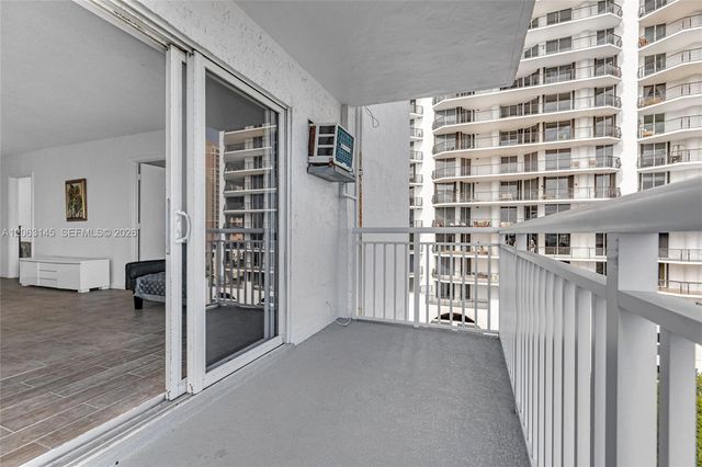 200 S Birch Road 1015, Fort Lauderdale, FL 33316